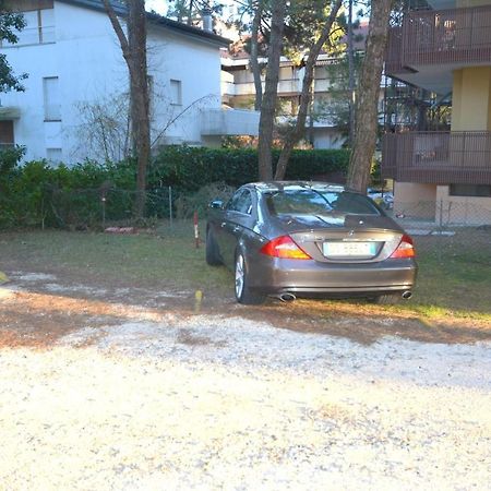 Lignano Nette Wohnung Naehe Am Meer Lignano Sabbiadoro Exterior foto